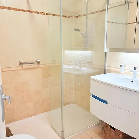شقة St Cyprien Clim Wifi Piscine Dans Magnifique *